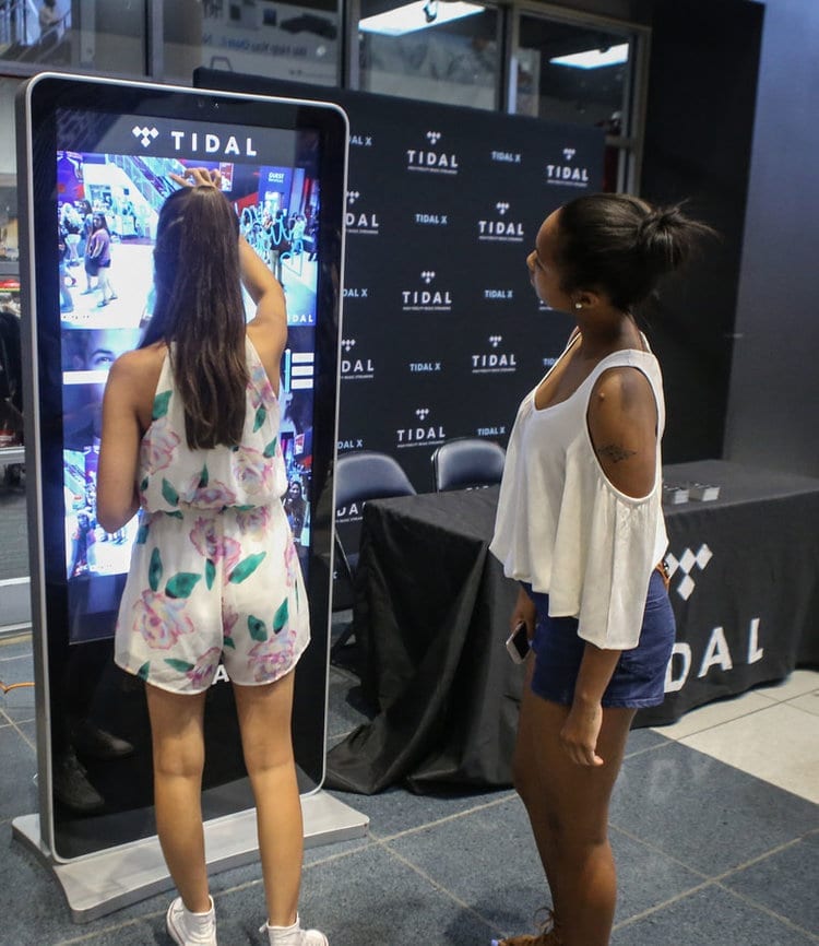 tidal interactive kiosk metroclick